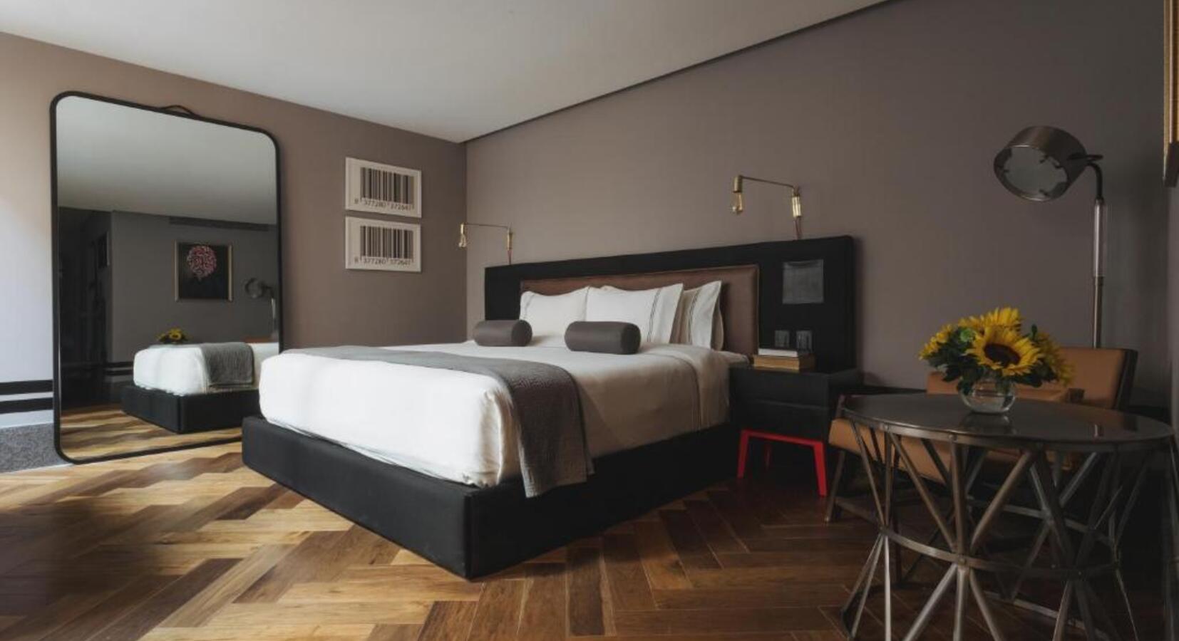 Superior King Room