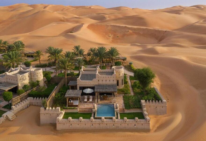 Qasr Al Sarab Resort by Anantara