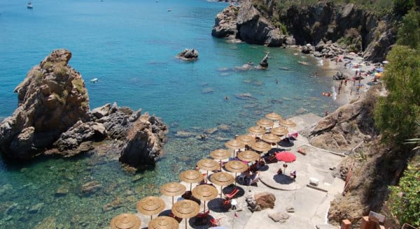 The 13 Best Beach Hotels in Sicily | Coast Swimming