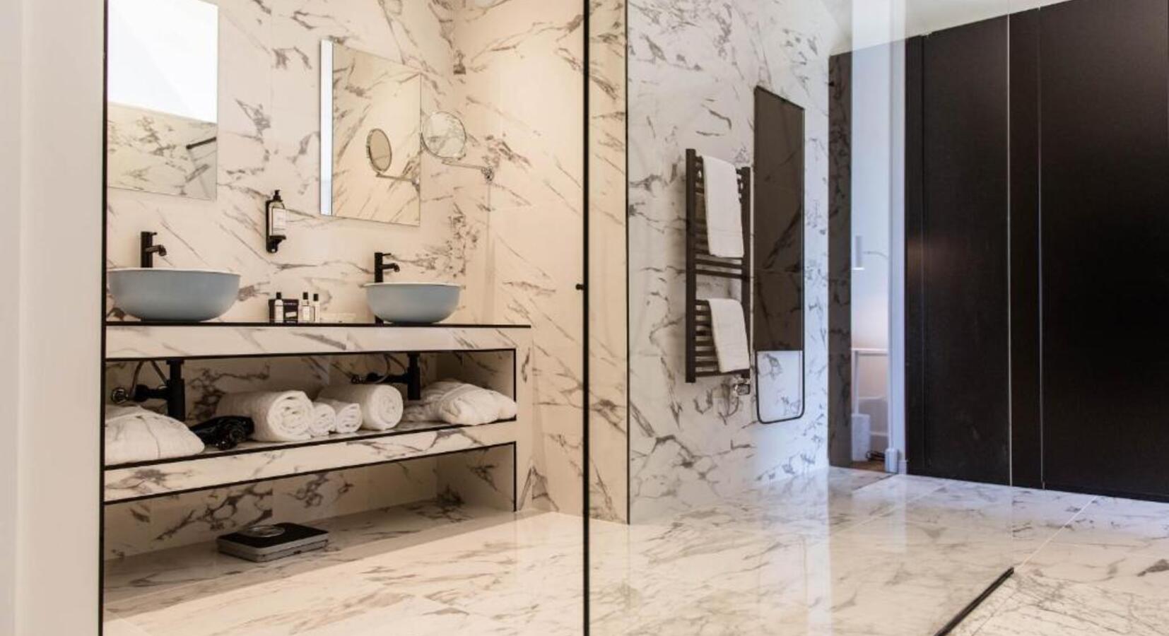 Marble Bathroom 