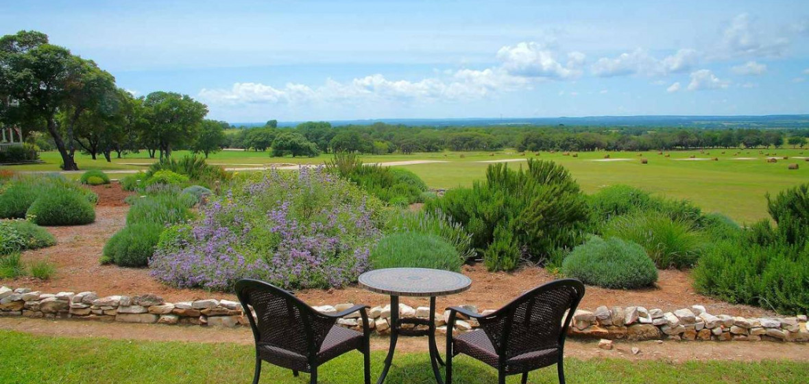 Rose Hill Retreat Texas Review The Hotel Guru