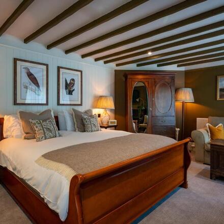 High Corner Inn