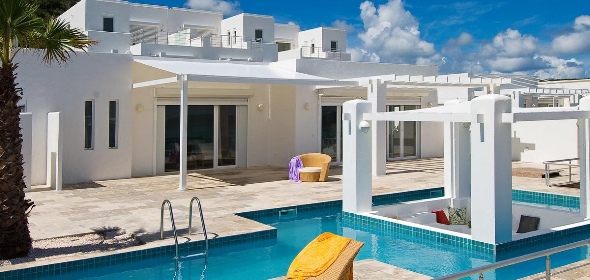 Coral Beach Club, Sint Maarten Review | The Hotel Guru