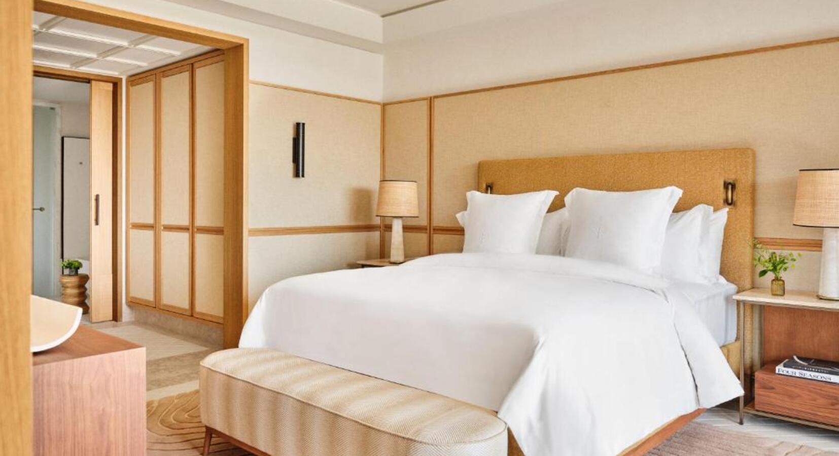 Grand Pine View Suite with Plunge Pool 