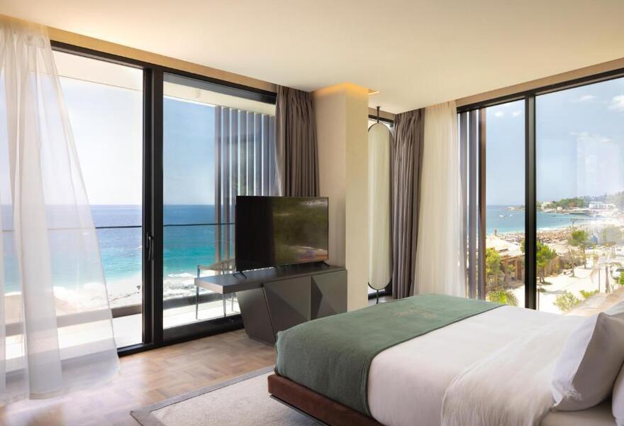 La Brisa Boutique Hotel