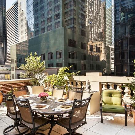 Top 20 New York Hotels With Balconies