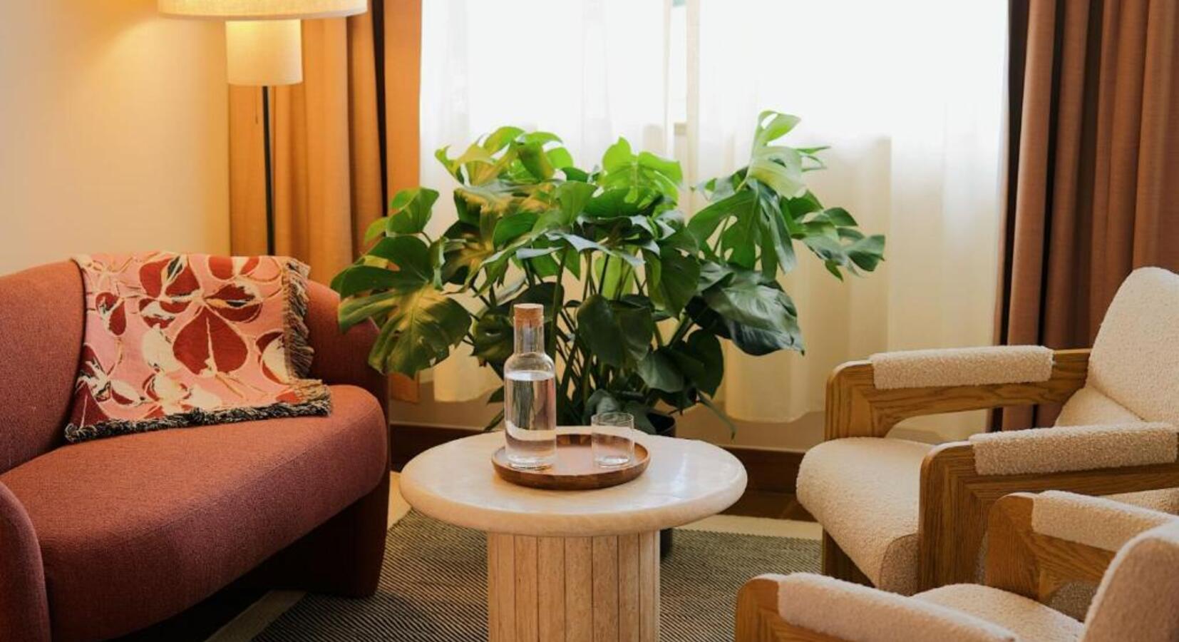 Guestroom details