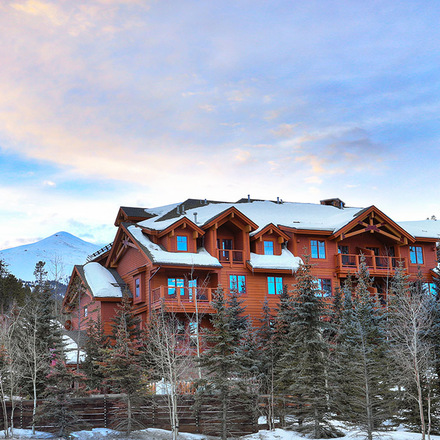 Mountain Thunder Lodge