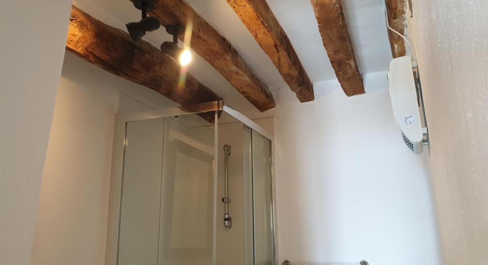 Bathroom detail
