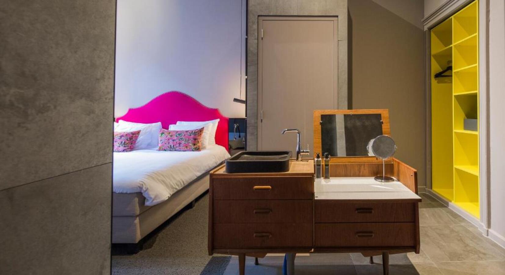Guestroom details