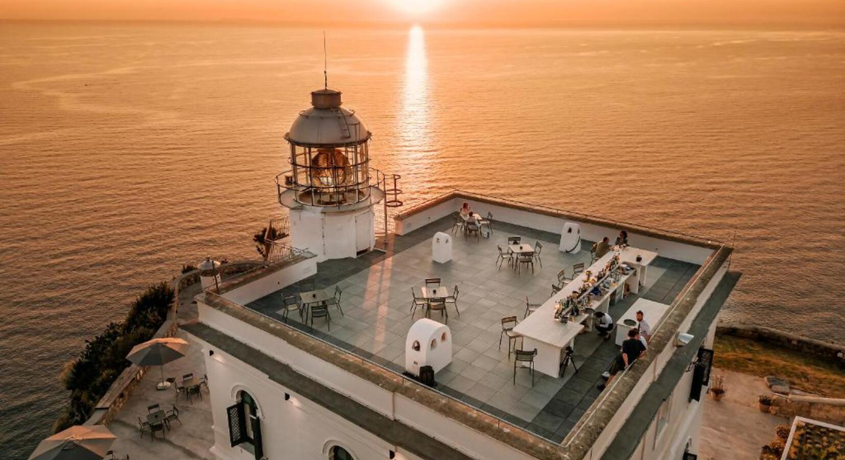 Foto de Faro Punta Imperatore