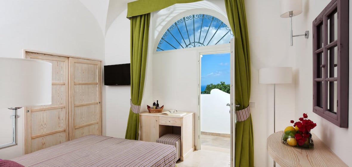 Photo of Capri Wine Hotel
