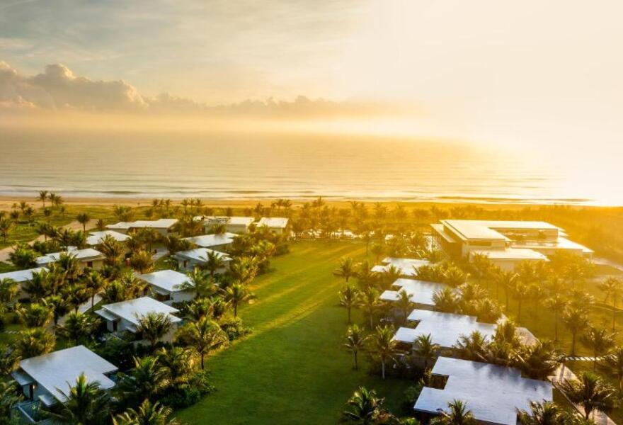 Maia Resort