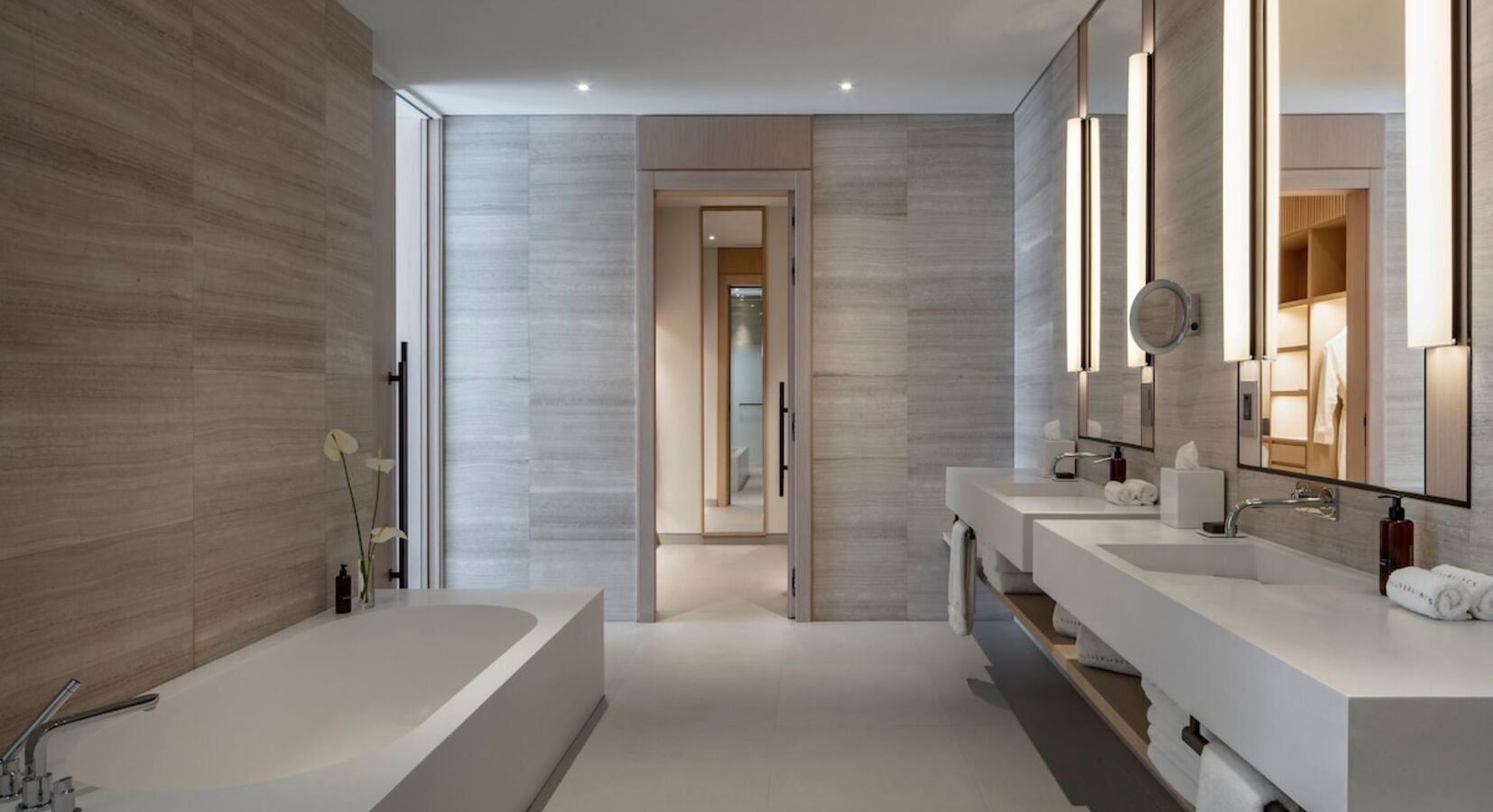 Junior Suite Bathroom