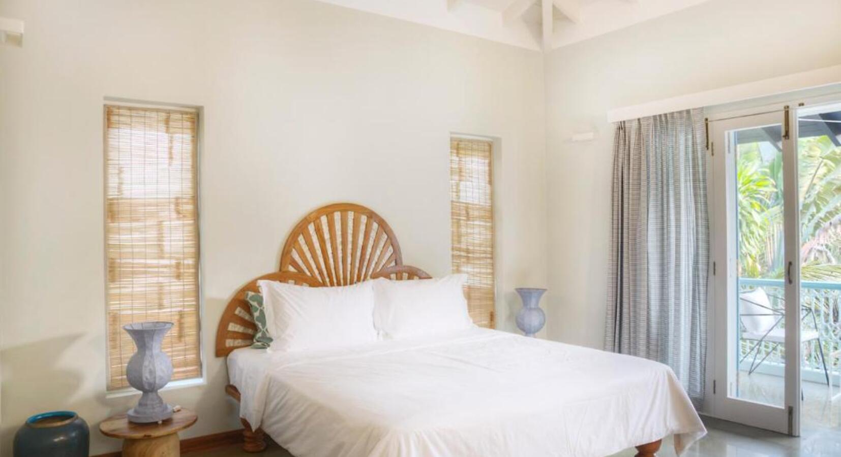Balcony Room