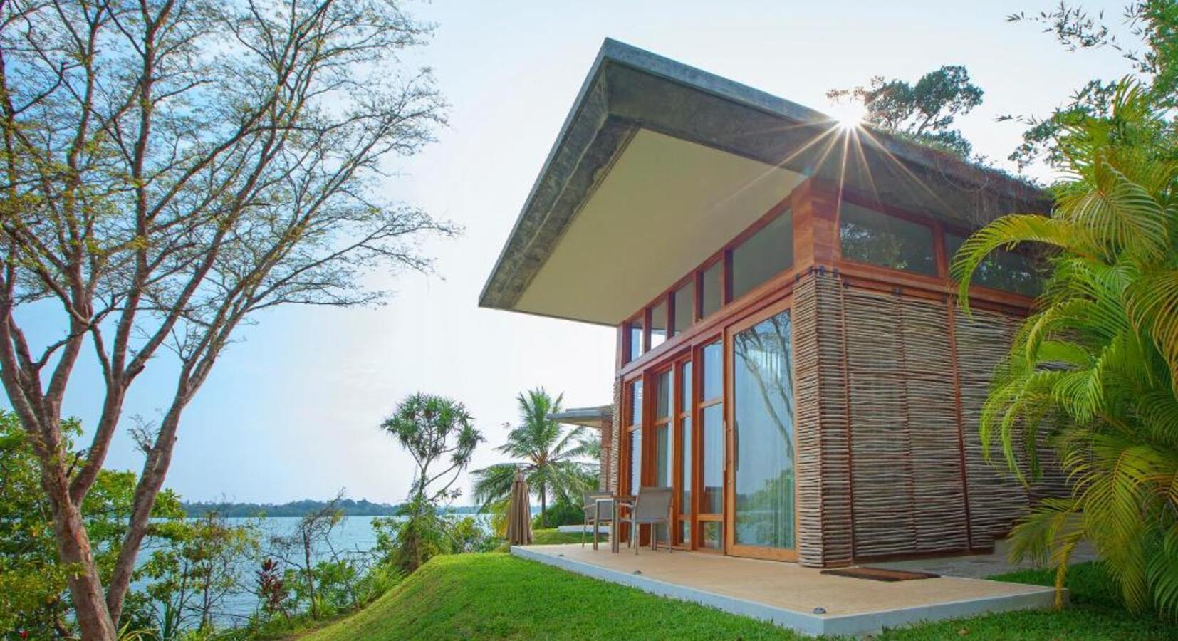 Suite Exterior