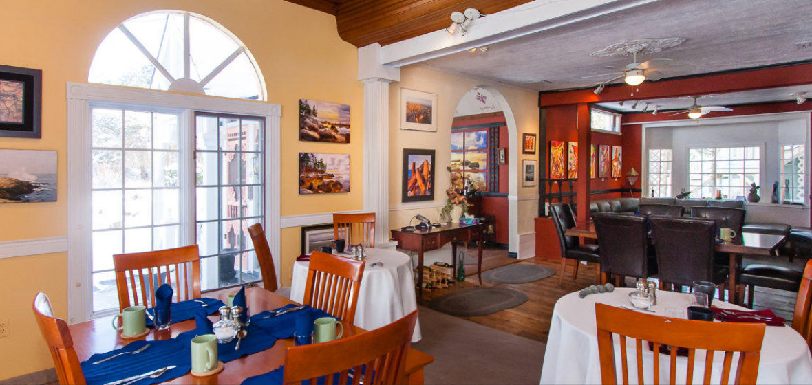 Gingerbread House Inn B&B, Wolfville Review The Hotel Guru