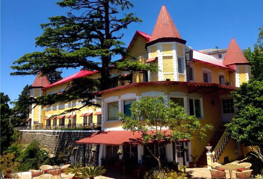 WelcomHeritage Kasmanda Palace