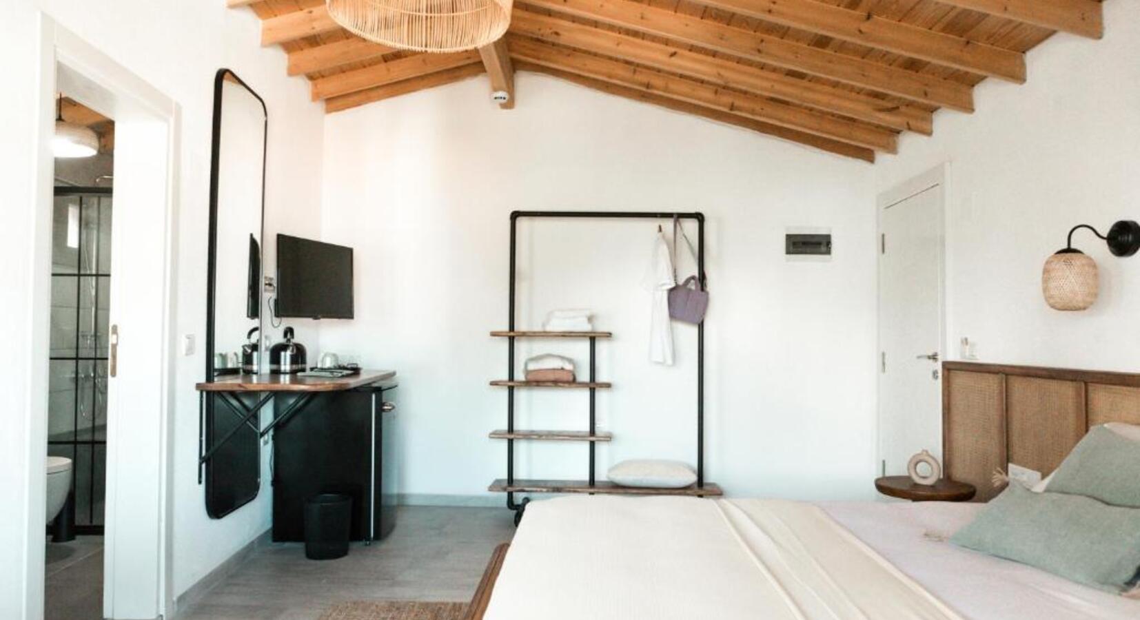 Guestroom details