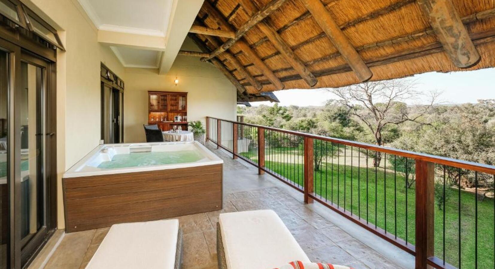 Private hot tub