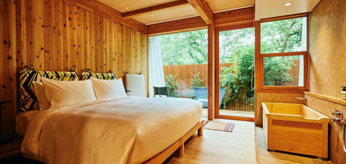 Shishi Iwa House, Karuizawa, Japan. Expert reviews and highlights The