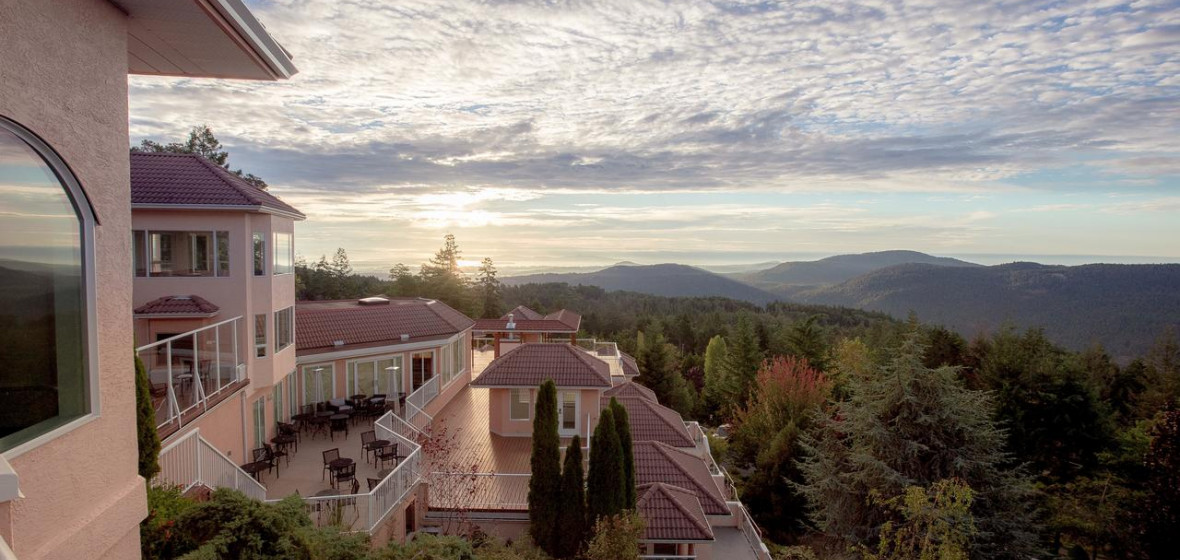 Villa Eyrie, British Columbia Review The Hotel Guru