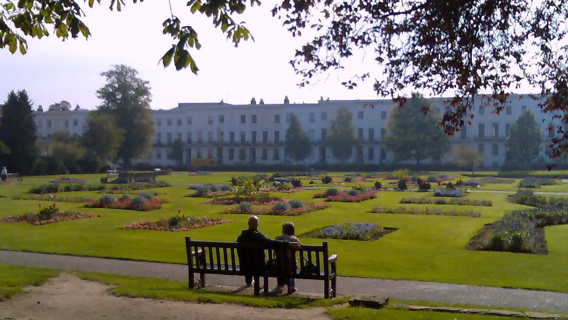 Cheltenham gardens and Regency rows