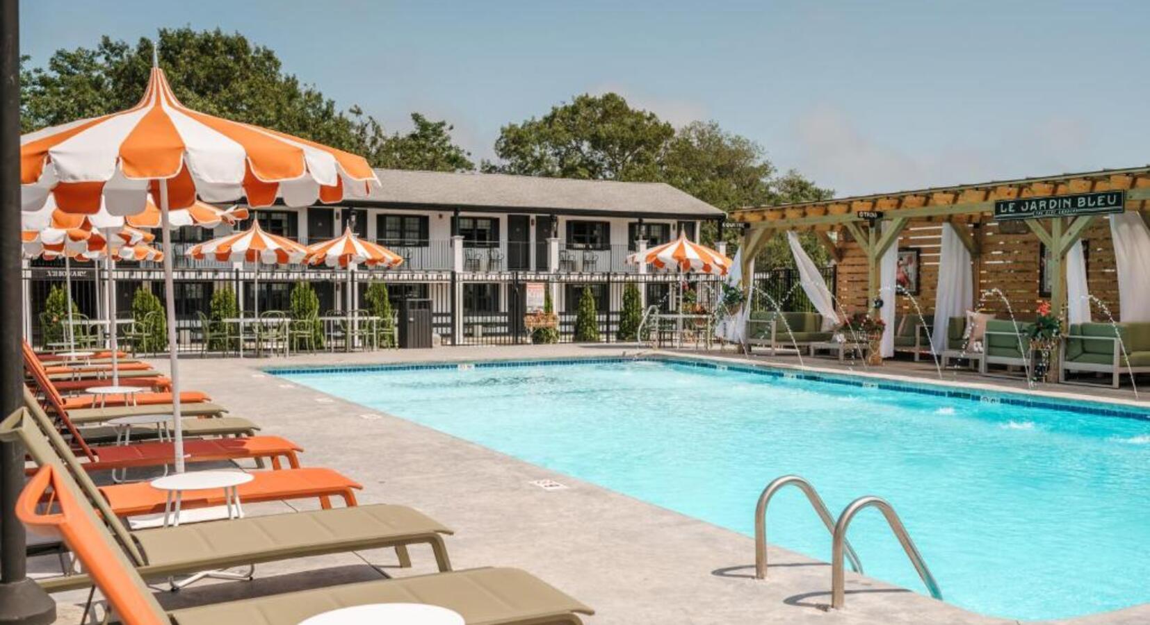 Pool area