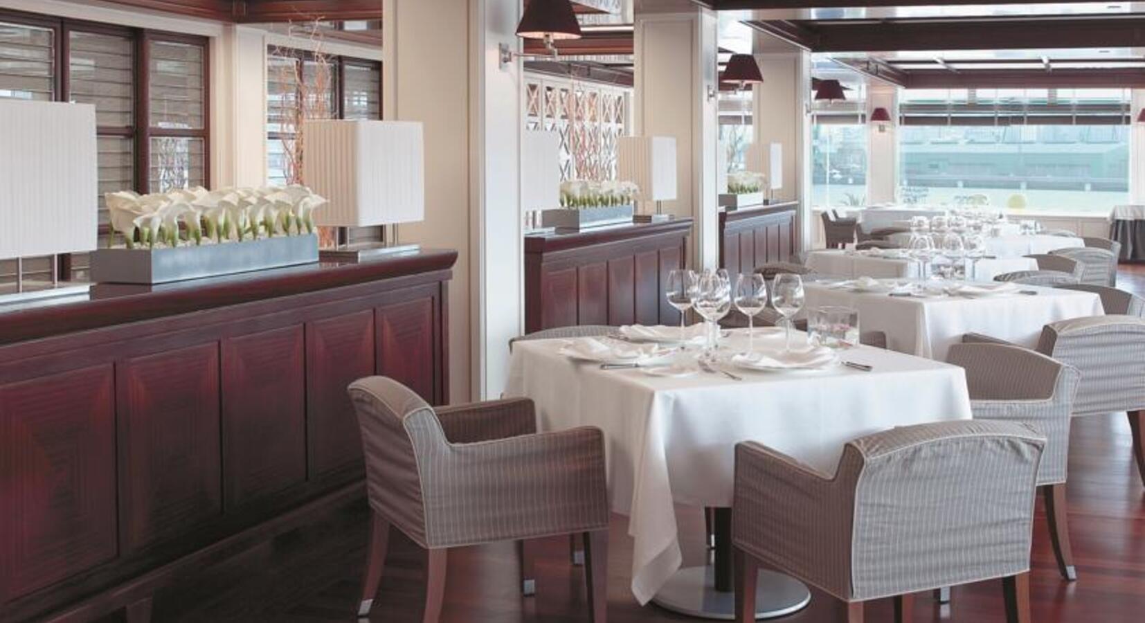 Hotel Restaurant