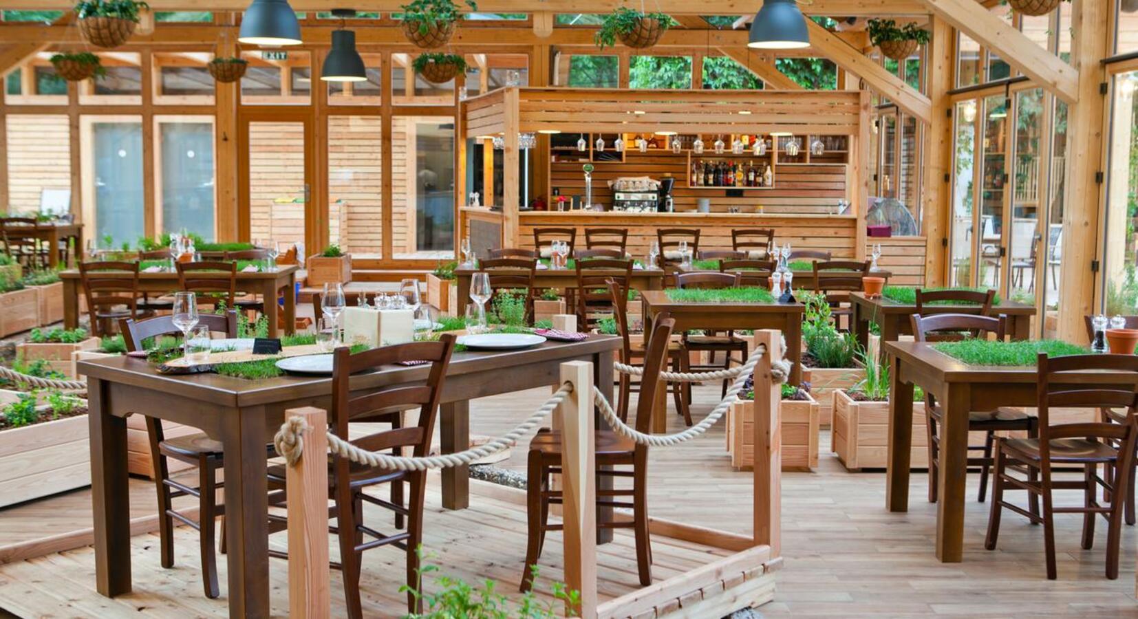 Hotel restaurant