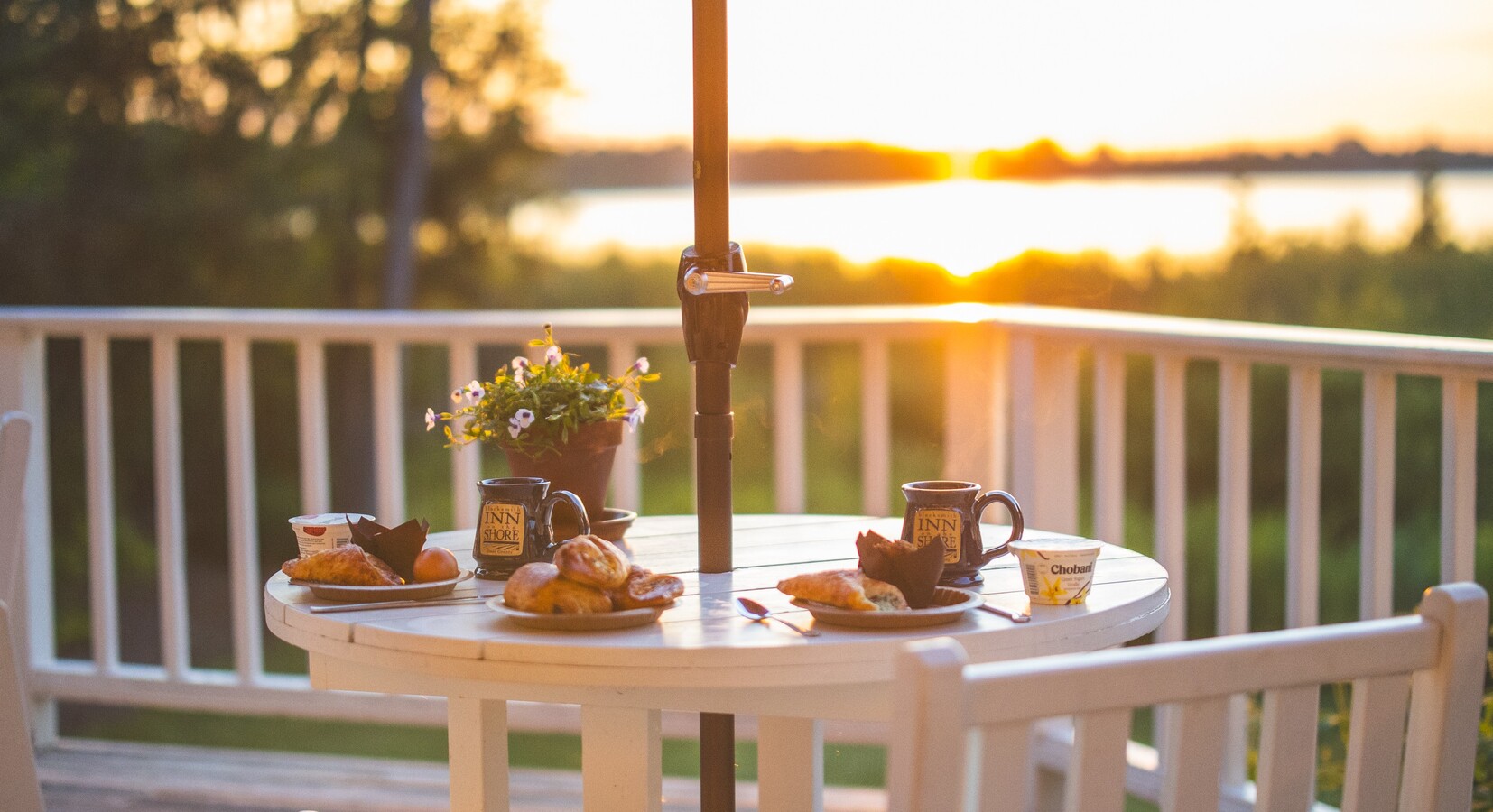 Blacksmith Inn on the Shore