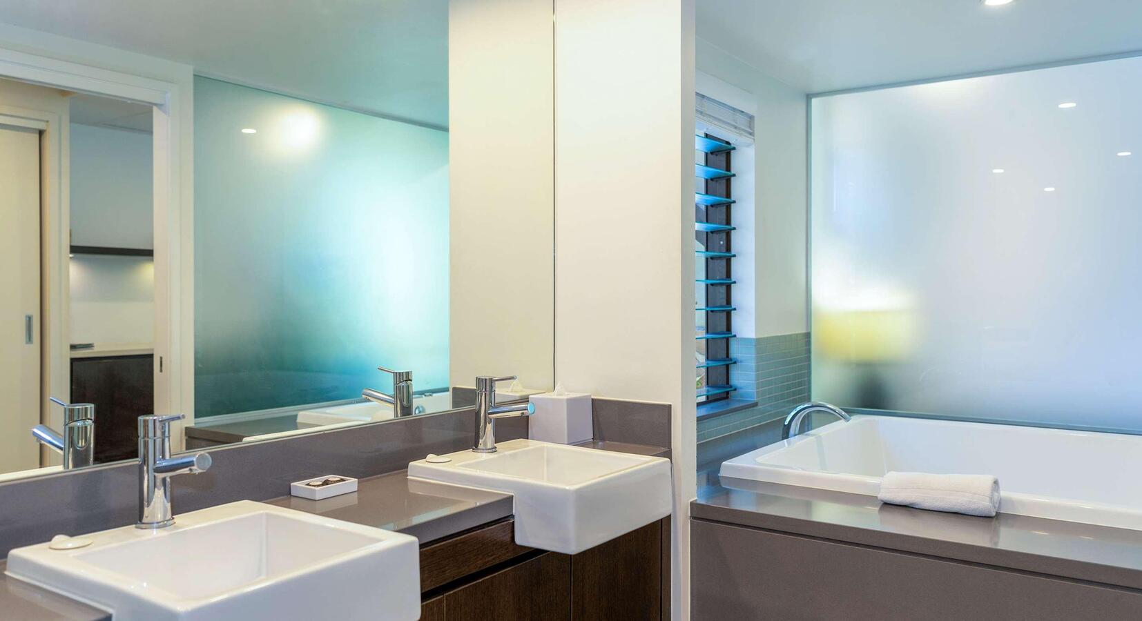 Bathroom with Tub