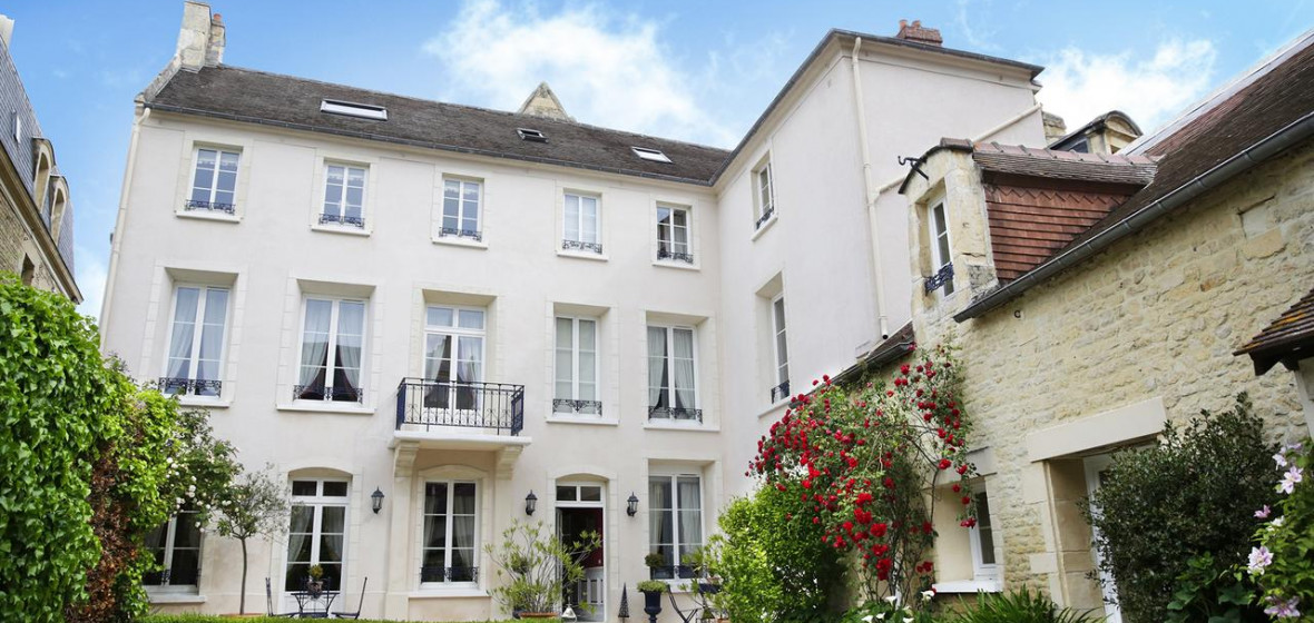 Le Clos Saint Martin Hôtel & Spa By Clarins