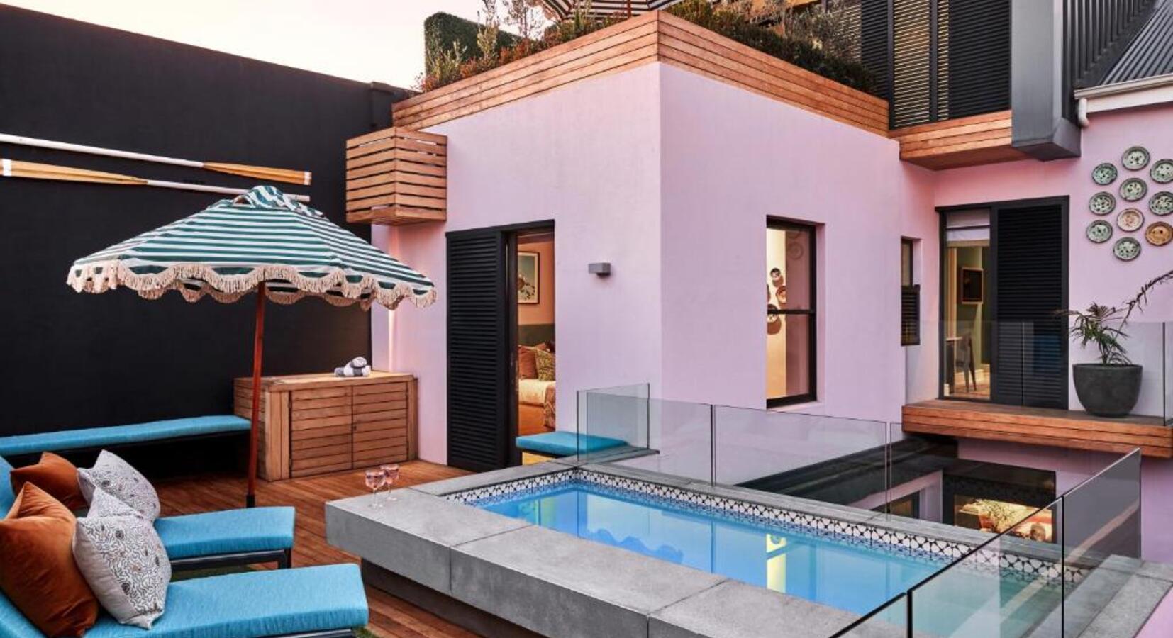 Pool area