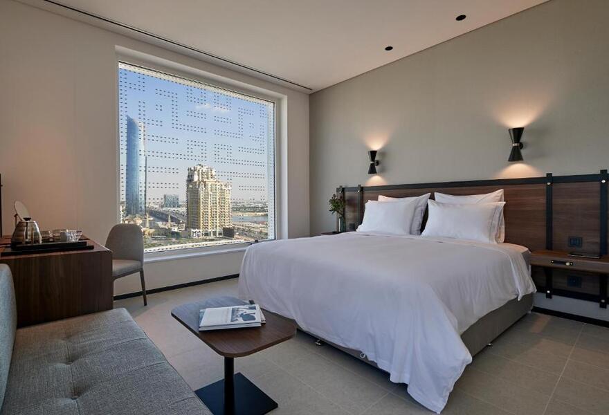 Form Hotel