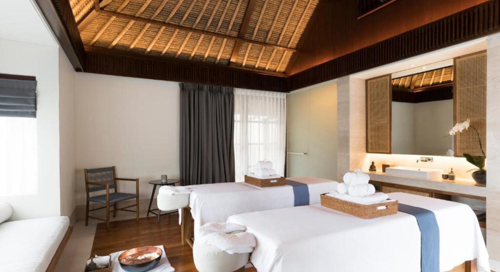 Massage area