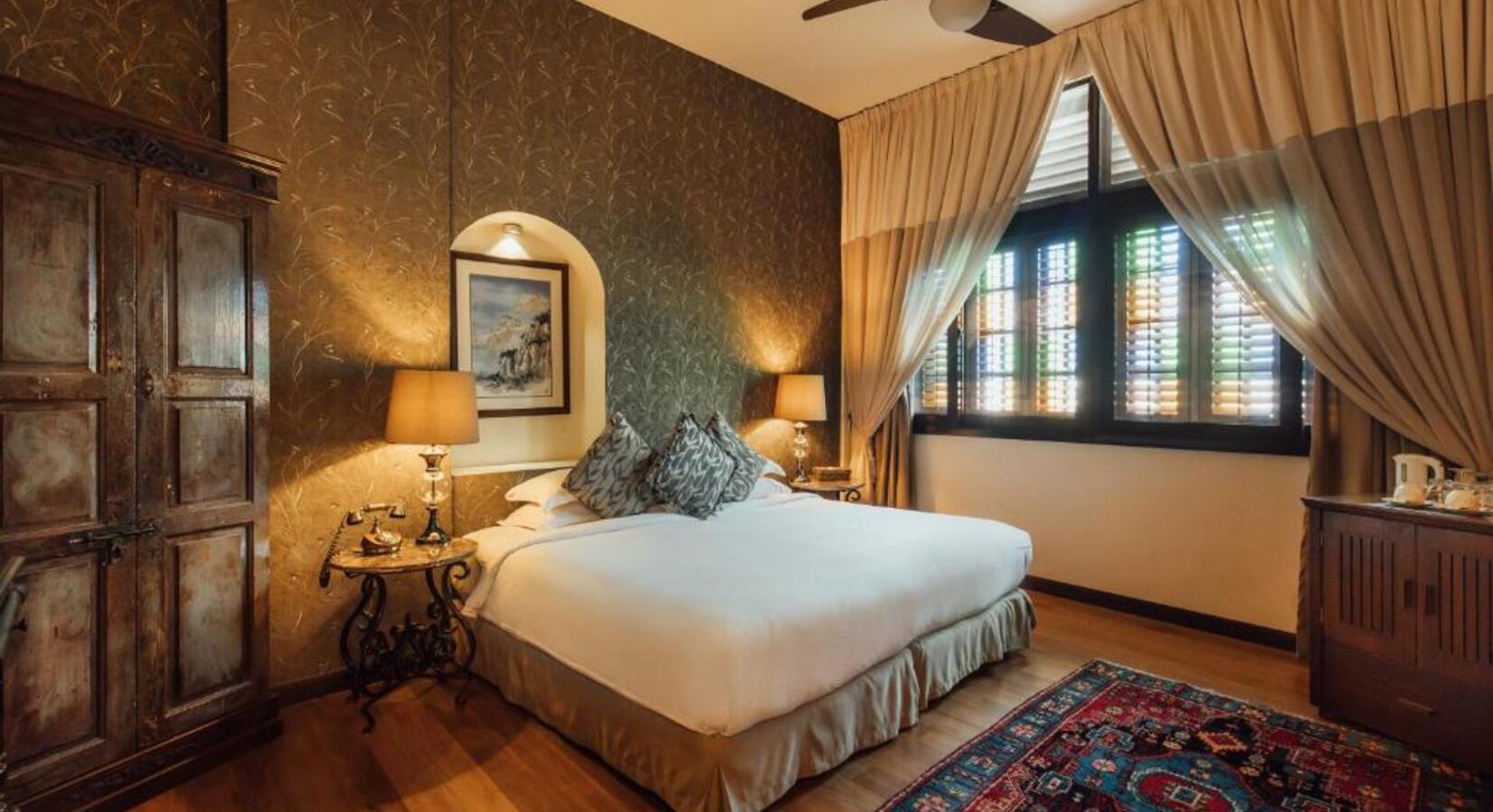 Deluxe Superior Room