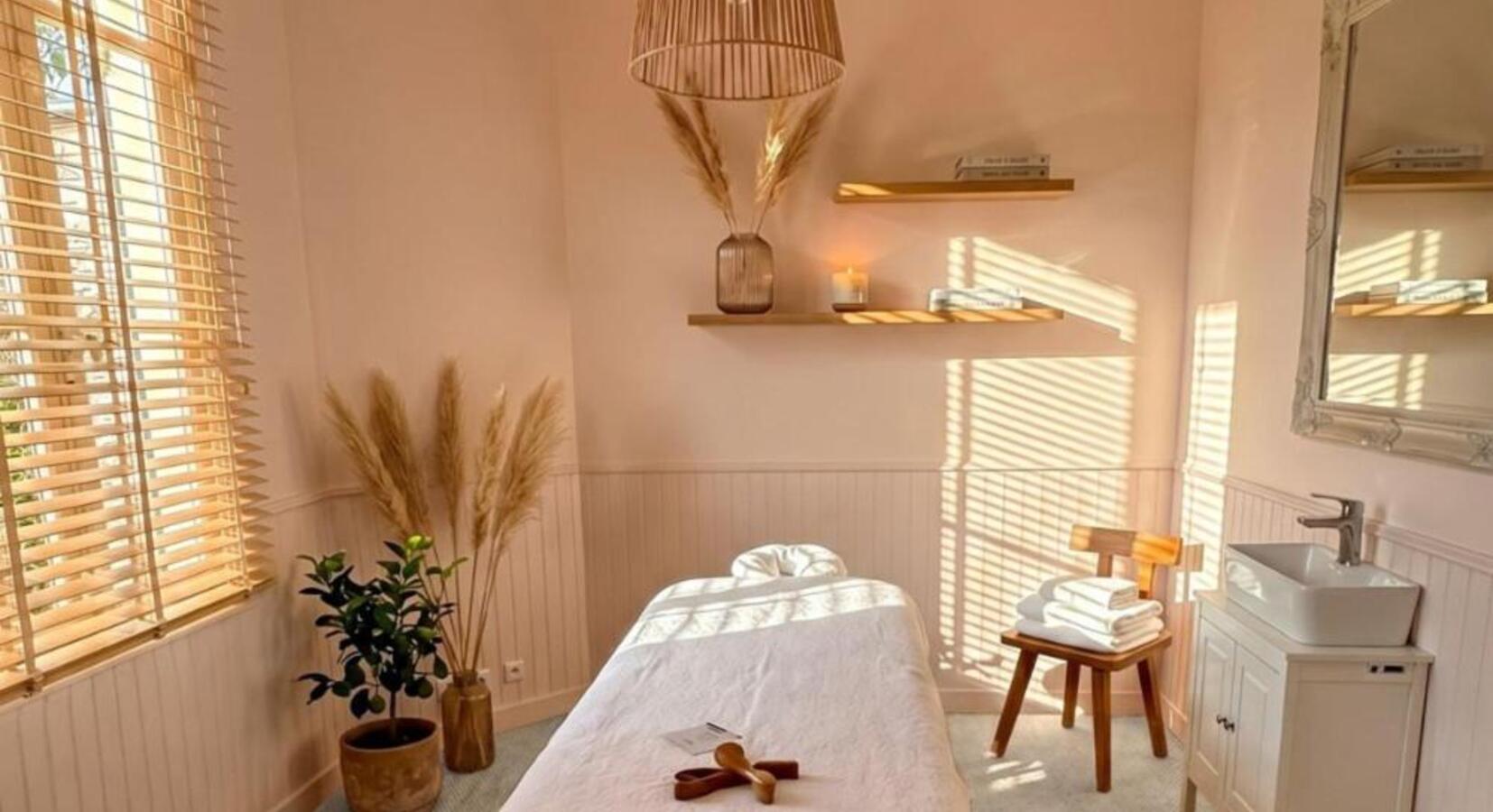 Massage area