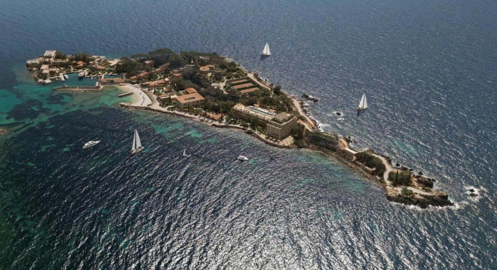 Aerial view of island 