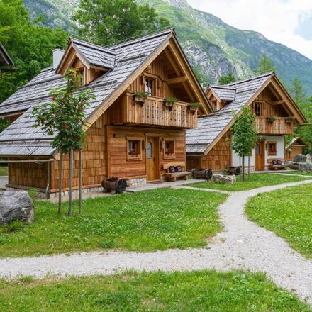 Alpik Chalets