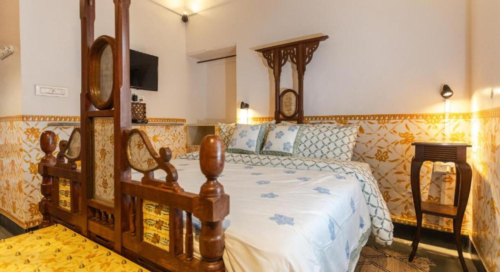 Double Bedroom 