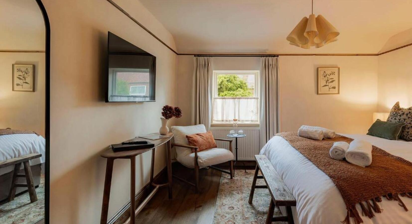 Guestroom details
