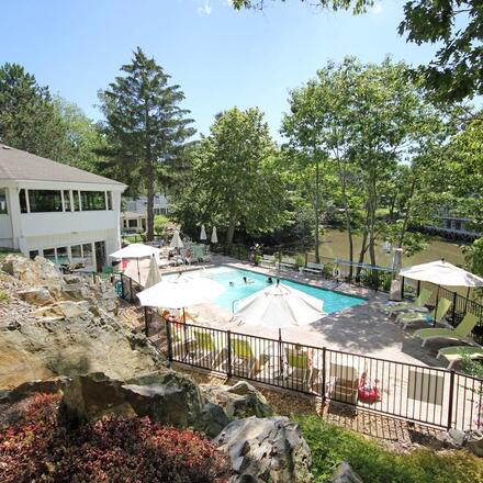 The Lodge on the Cove