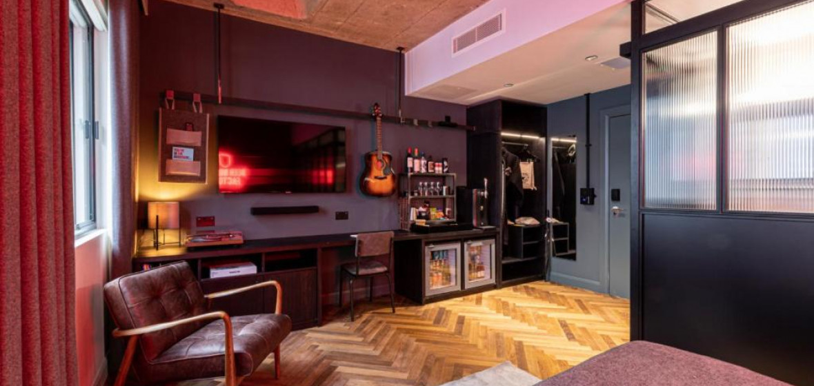 DogHouse Manchester, Manchester. Expert reviews and highlights The