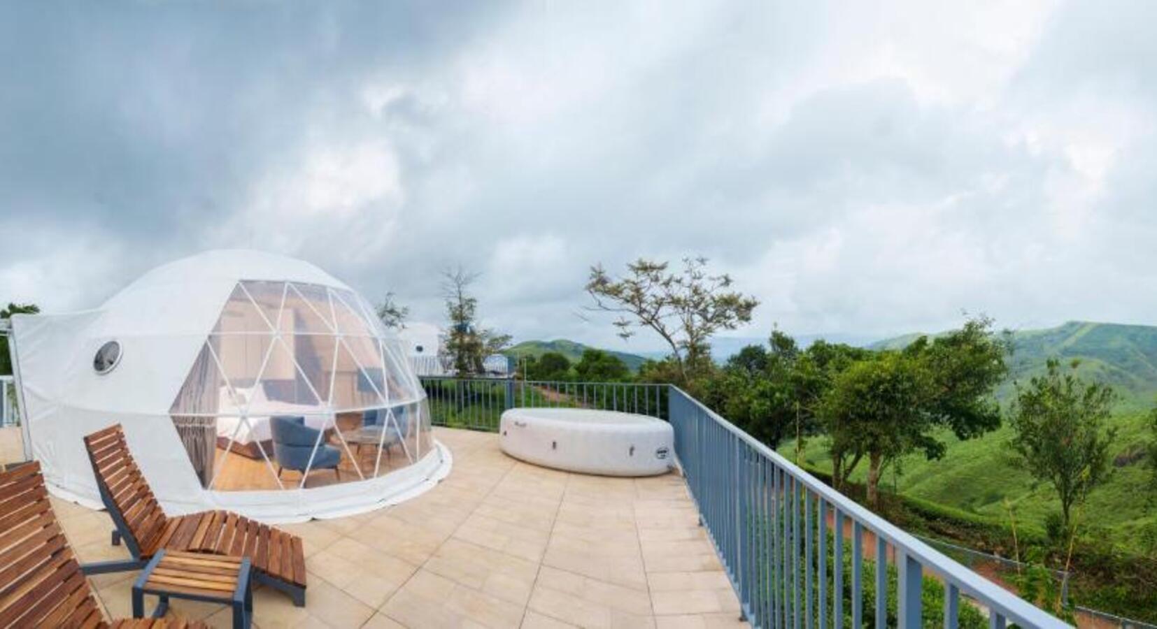 Glamping Pod Exterior