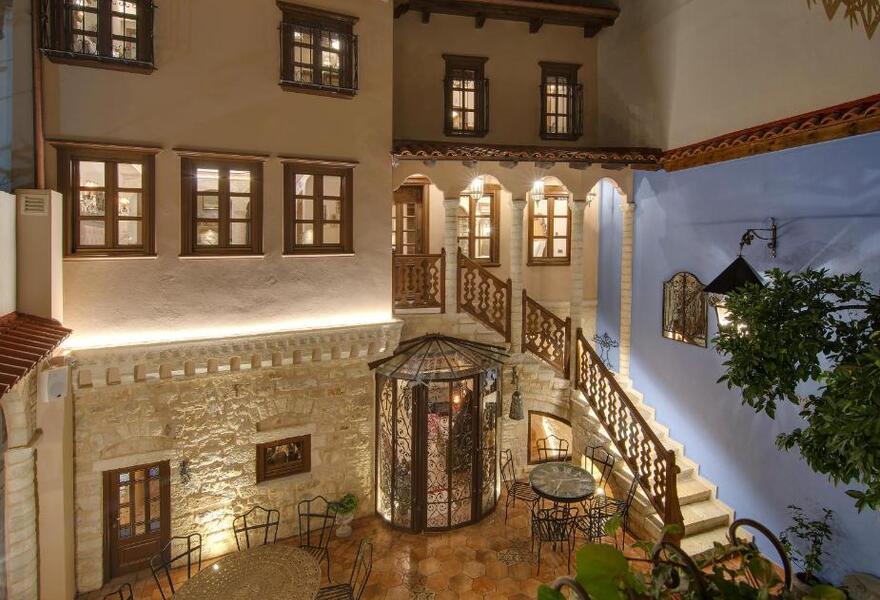 Kamares Boutique Hotel