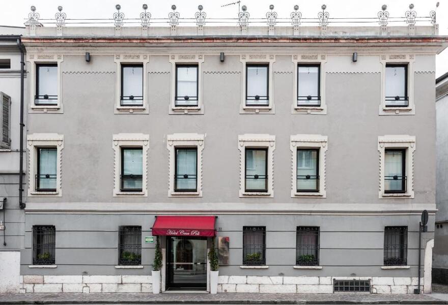 Hotel Casa Poli
