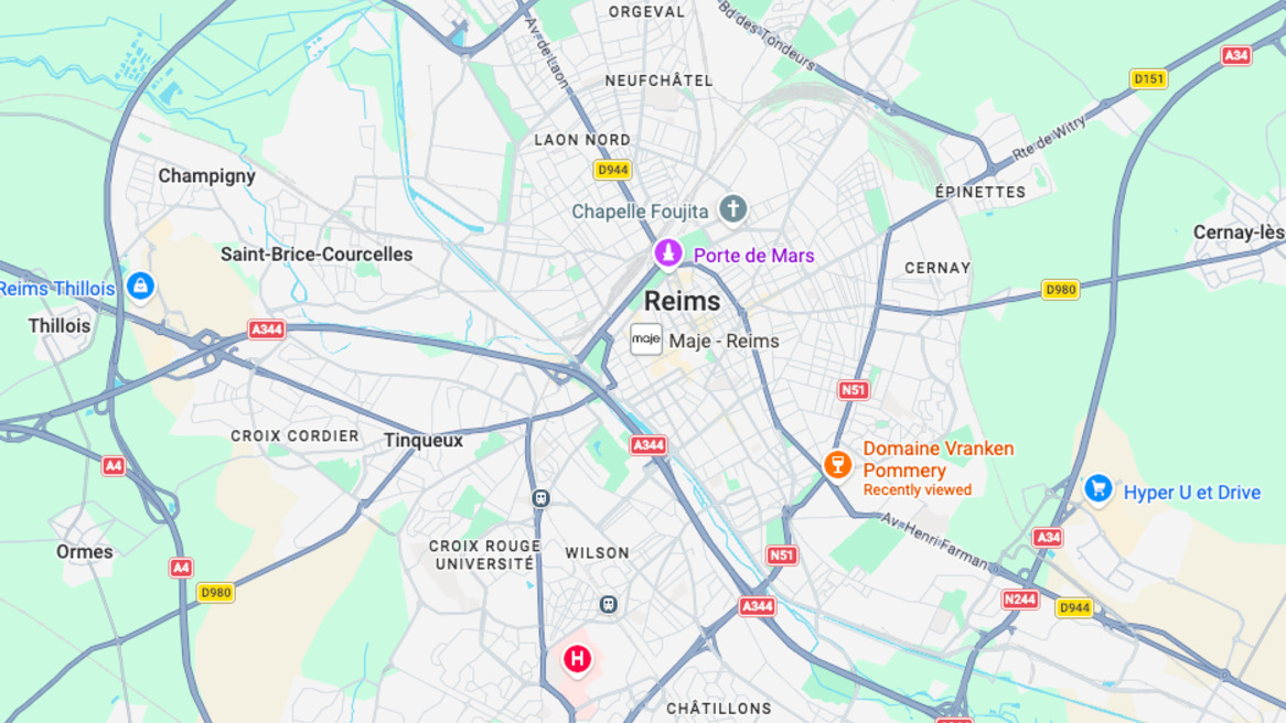 Reims' neighbourhoods via Google maps