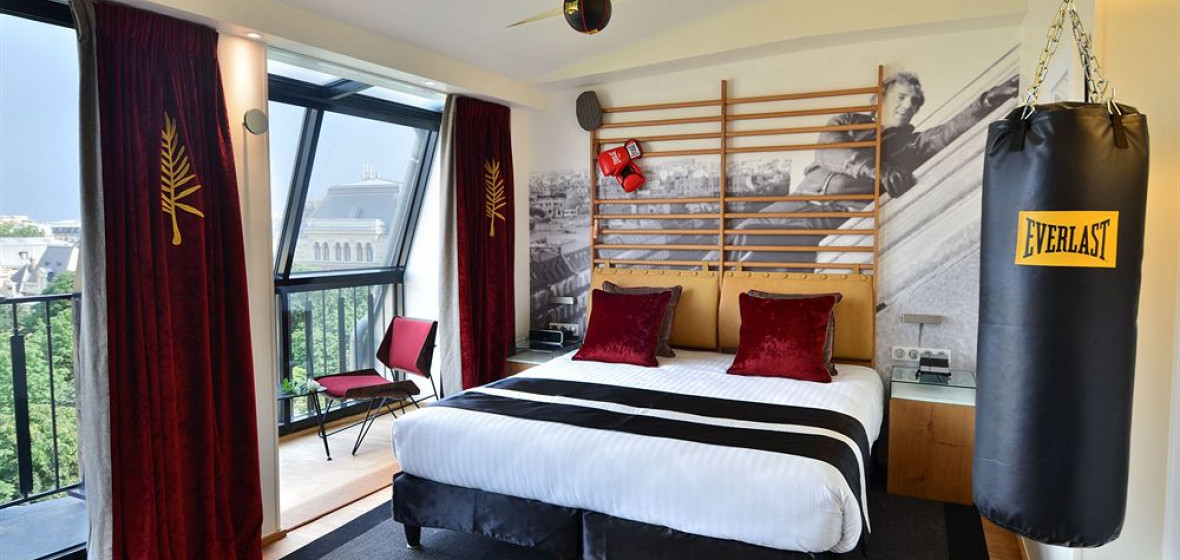 Le 123, Paris Review | The Hotel Guru