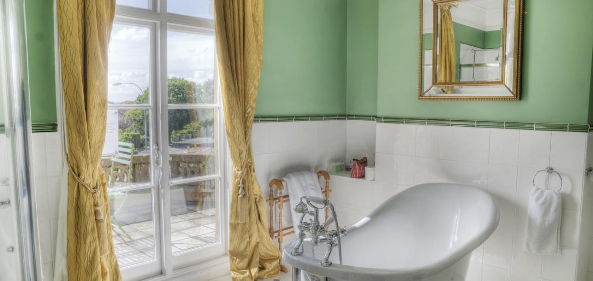 Albert Cottage Hotel, The Isle of Wight. Expert reviews ...